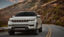 Jeep – Con la Grand Wagoneer nasce un nuovo brand